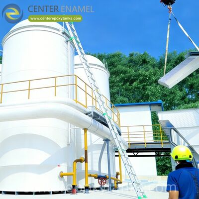 ওয়েল্ড করা কার্বন স্টিলের মিশ্রিত অপরিশোধিত তেলের ট্যাঙ্কের জন্য বাহ্যিক ভাসমান ছাদ: জটিল, উদ্বায়ী তেল মিশ্রণ থেকে বাষ্প নির্গমন দমন করে